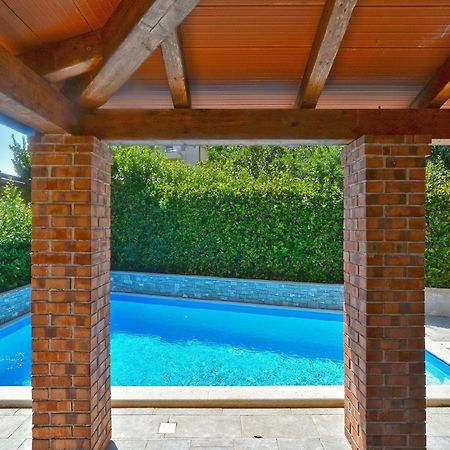 Ferienhaus Mit Privatpool Fuer 5 Personen Ca 80 Qm In Liznjan, Istrien Suedkueste Von Istrien Ližnjan Exterior foto