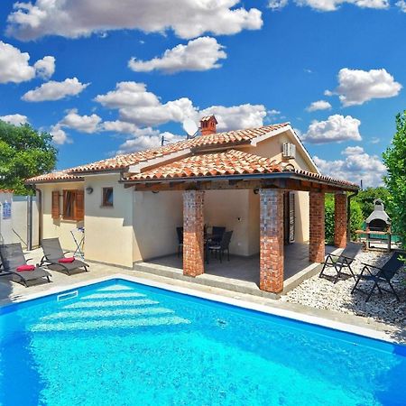 Ferienhaus Mit Privatpool Fuer 5 Personen Ca 80 Qm In Liznjan, Istrien Suedkueste Von Istrien Ližnjan Exterior foto