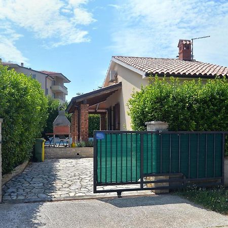 Ferienhaus Mit Privatpool Fuer 5 Personen Ca 80 Qm In Liznjan, Istrien Suedkueste Von Istrien Ližnjan Exterior foto